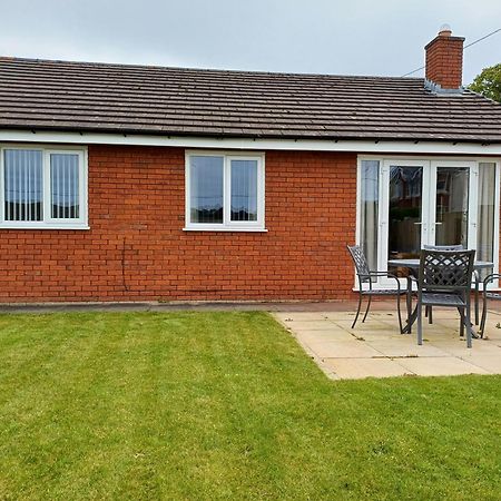 3-Bed Bungalow Near Conwy Valley Close To Castle Colwyn Bay Esterno foto