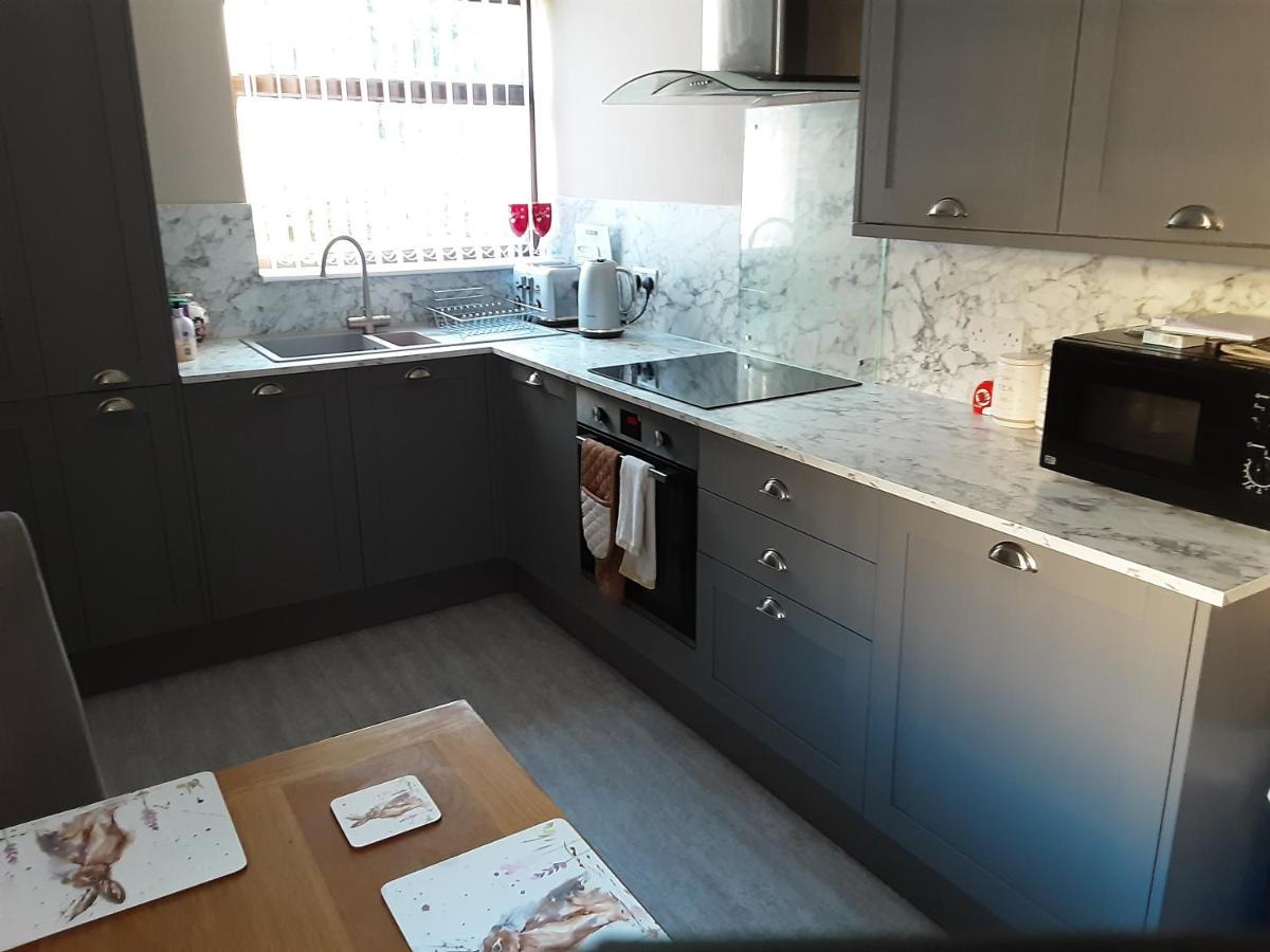 3-Bed Bungalow Near Conwy Valley Close To Castle Colwyn Bay Esterno foto